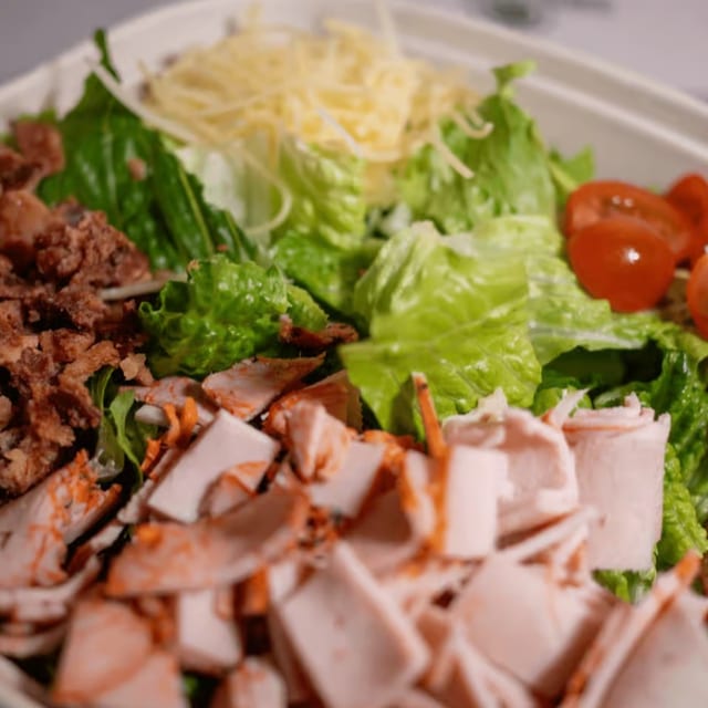 Cracked Black Pepper Turkey Caesar - LG.